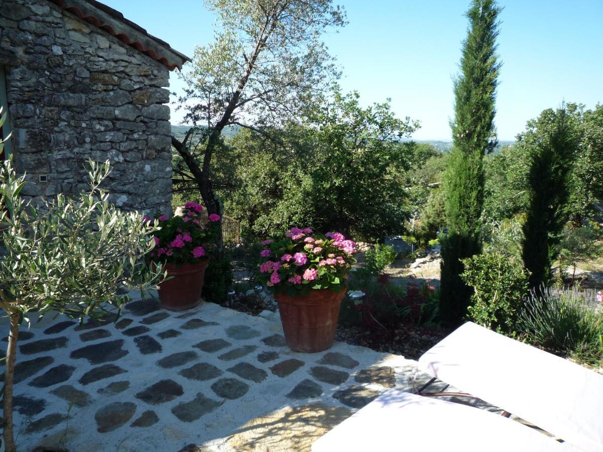 Bed and Breakfast Le Petit Mas Vogue Exterior foto