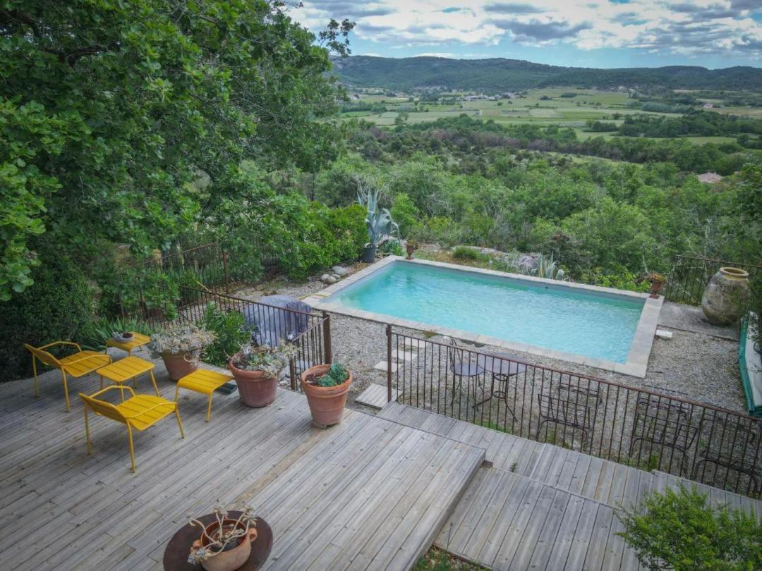 Bed and Breakfast Le Petit Mas Vogue Exterior foto
